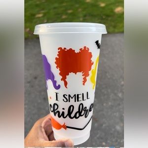 Hocus-pocus plastic cup